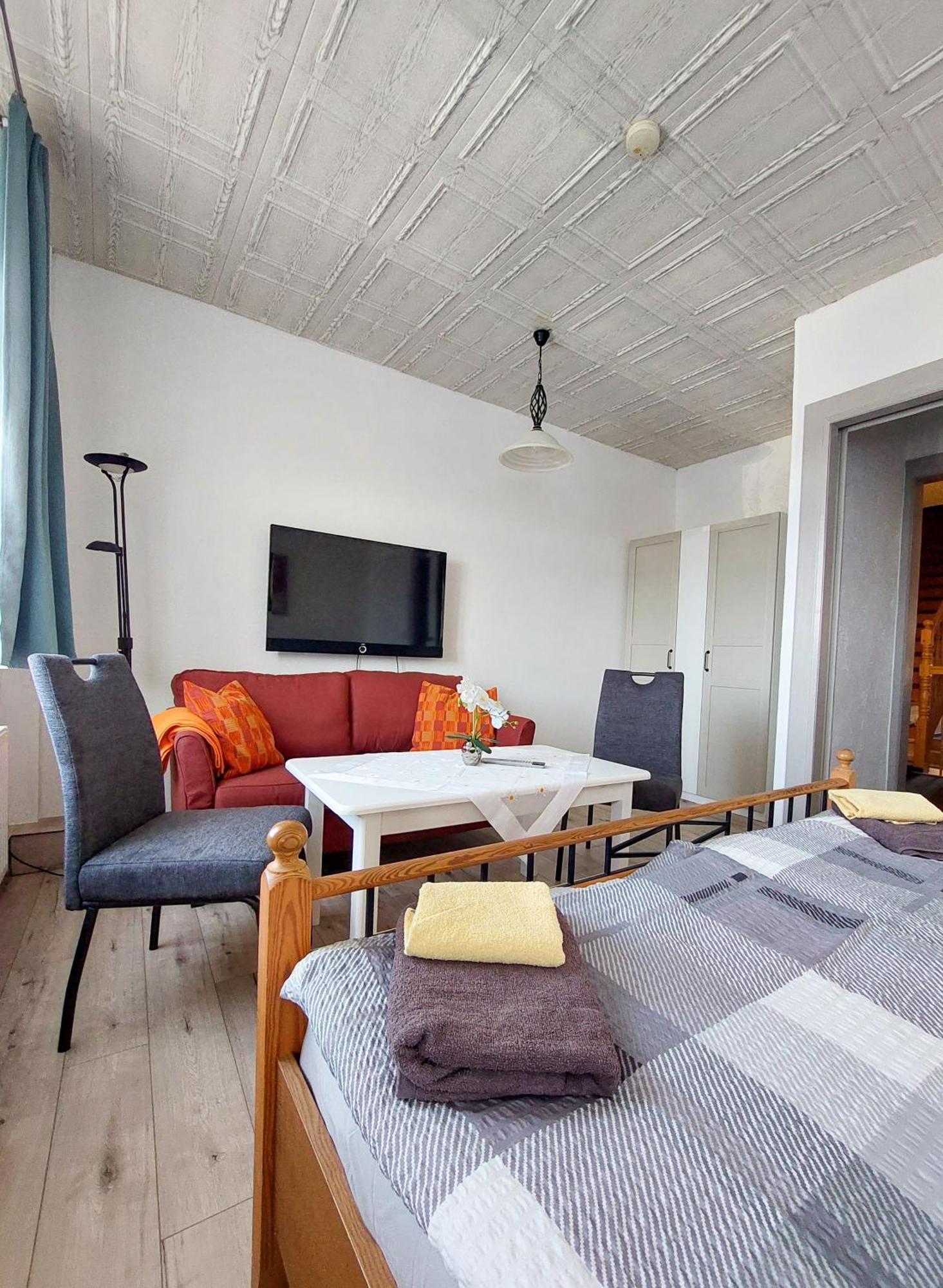 Zur Deutschen Eiche - Fruehstueckspension Und Ferienwohnungen Großschönau Habitación foto